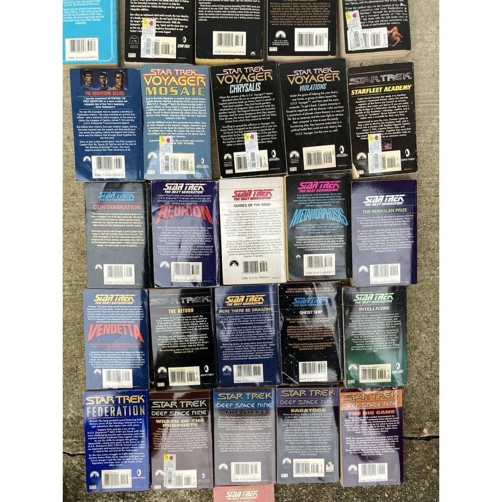 Lot Of 29 Vintage Star Trek POCKET Books Paperback Next Gen,Voyager, Original